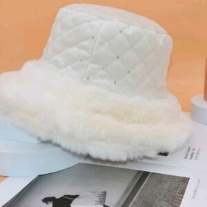 NWT Winter White Rhinestone Embellished Faux Fur Bucket Hat